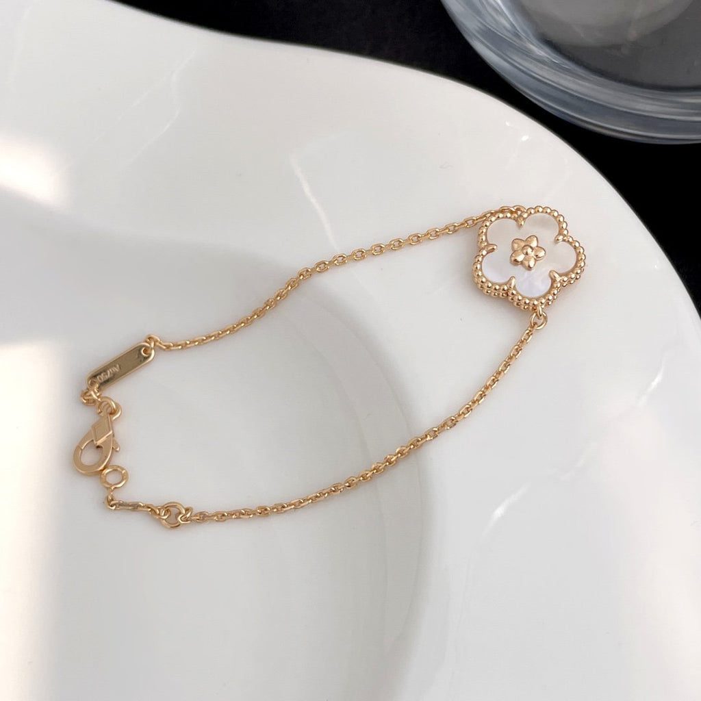 [Cyra]  LUCKY SPRING ROSE GOLD MOP BRACELET
