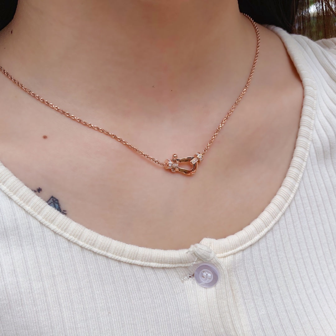 [Cyra]  FORCE 10 PINK GOLD DIAMOND NECKLACE