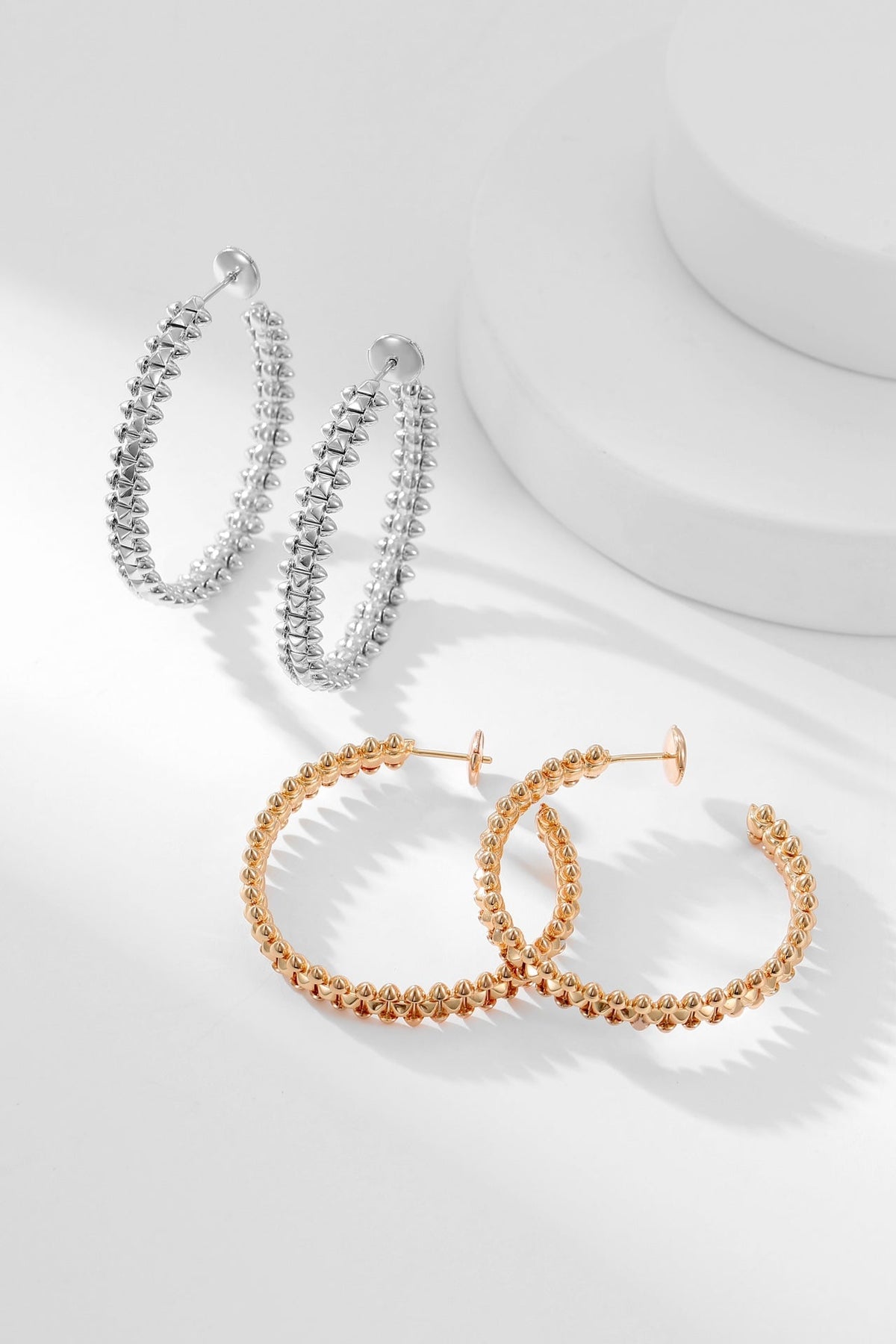 [Cyra]  CLASH HOOP EARRINGS