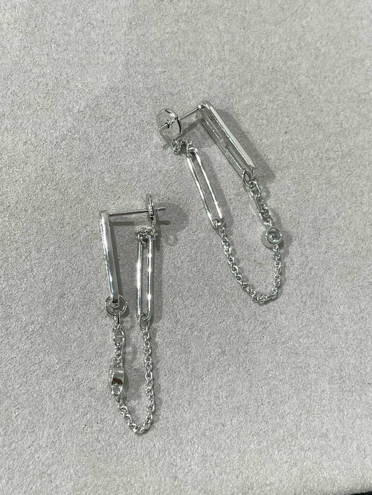 [Cyra]  CHAINE CHAOS DIAMOND DROP EARRINGS
