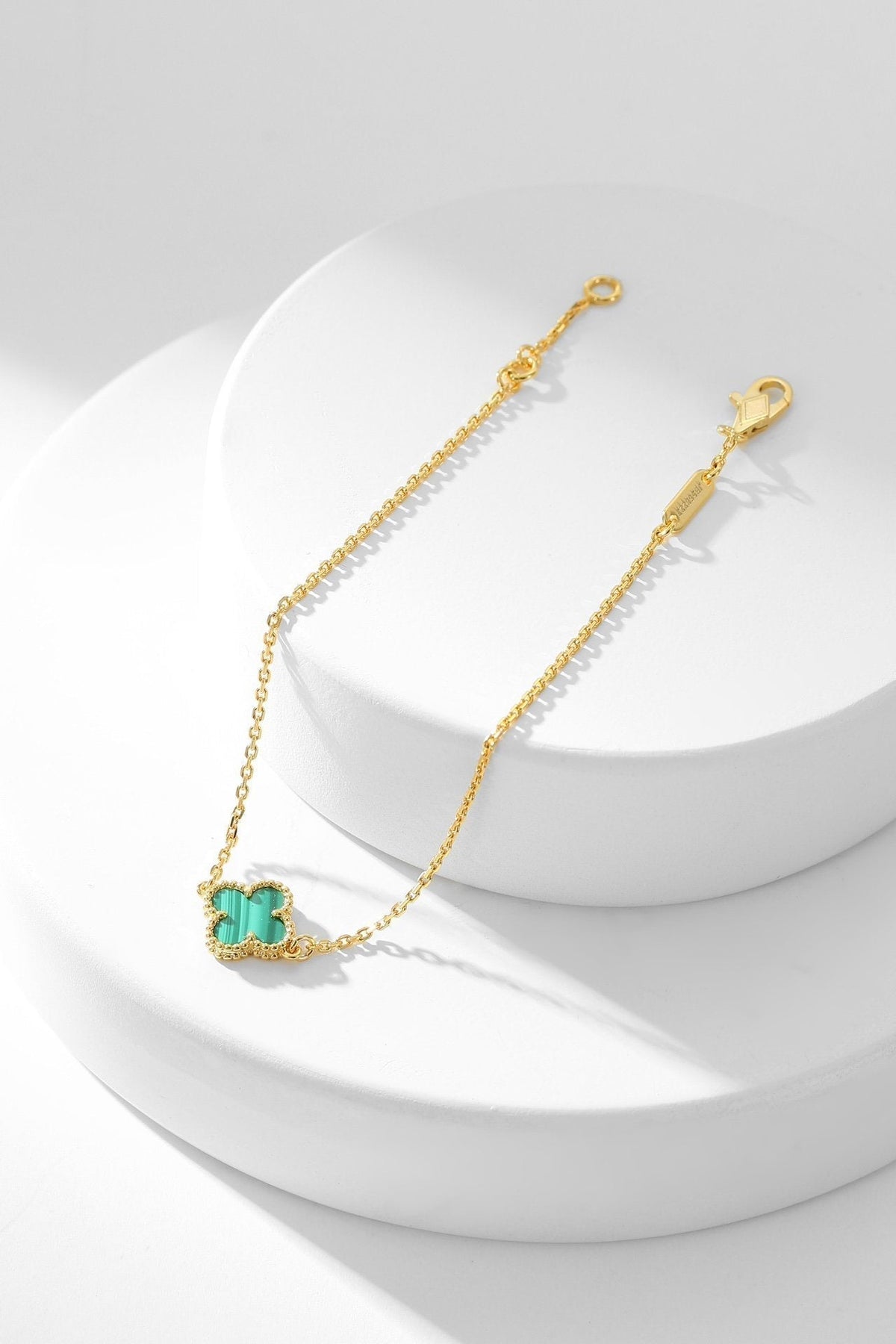 [Cyra]  CLOVER BRACELET MALACHITE 1 MOTIF