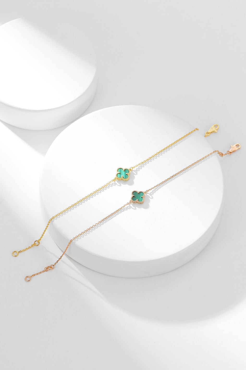 [Cyra]  CLOVER BRACELET MALACHITE 1 MOTIF