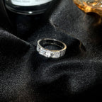 [Cyra]  KELLY SILVER DIAMOND RING