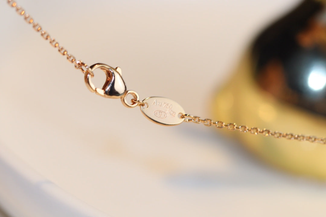 [Cyra]  JEUX MALACHITE 1 DIAMOND PINK GOLD NECKLACE