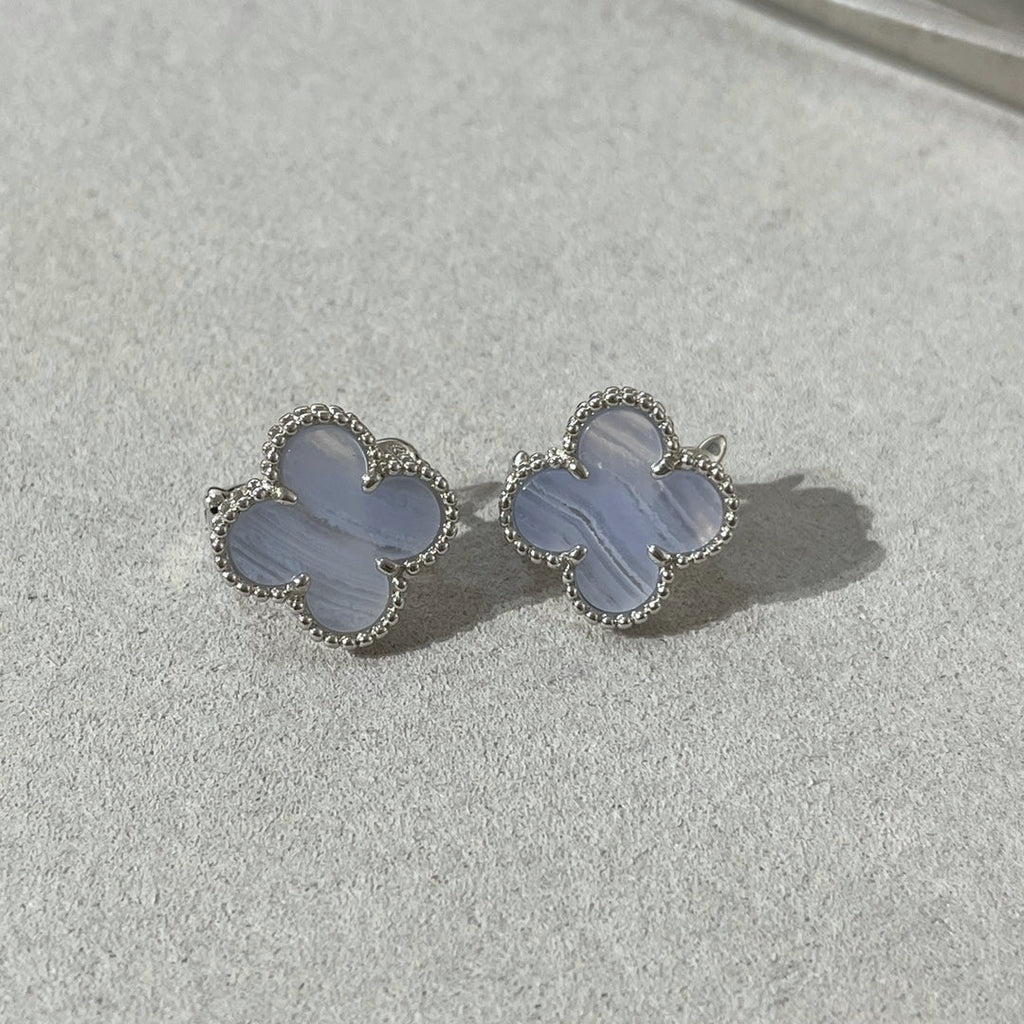 [Cyra]  CLOVER CHALCEDONY SILBERSTECKER OHRRINGE