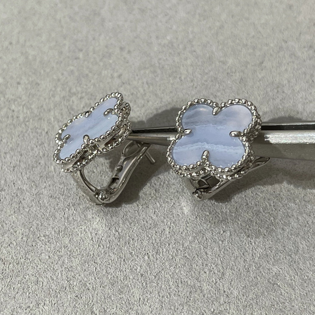 [Cyra]  CLOVER CHALCEDONY SILBERSTECKER OHRRINGE