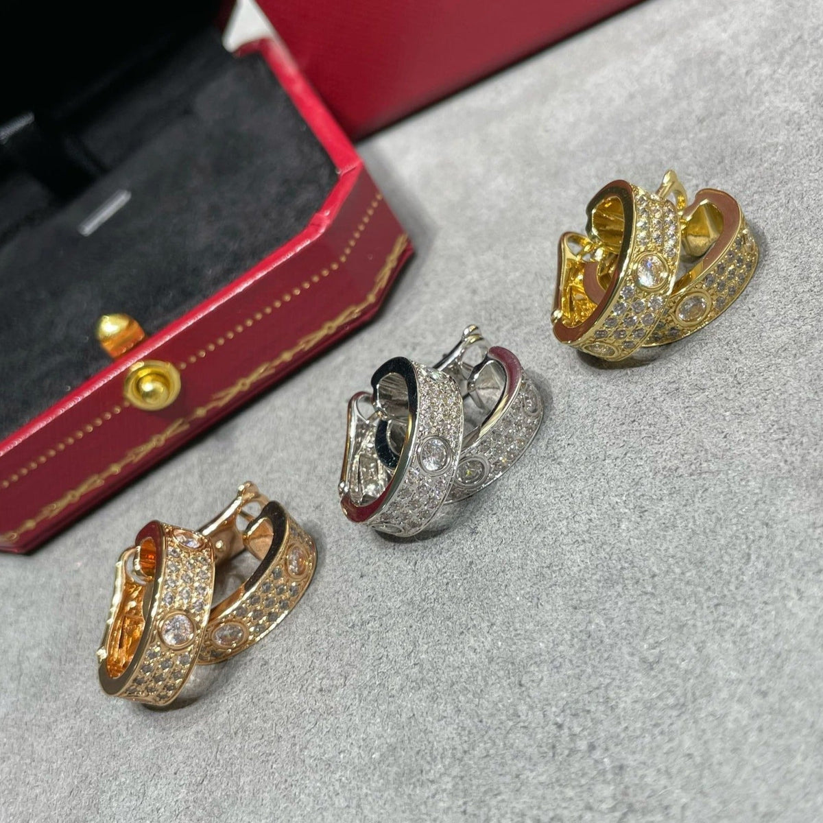 [Cyra]  LOVE 5.5MM DIAMOND PAVED EARRINGS