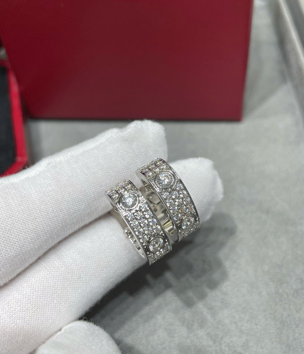 [Cyra]  LOVE 5.5MM DIAMOND PAVED EARRINGS