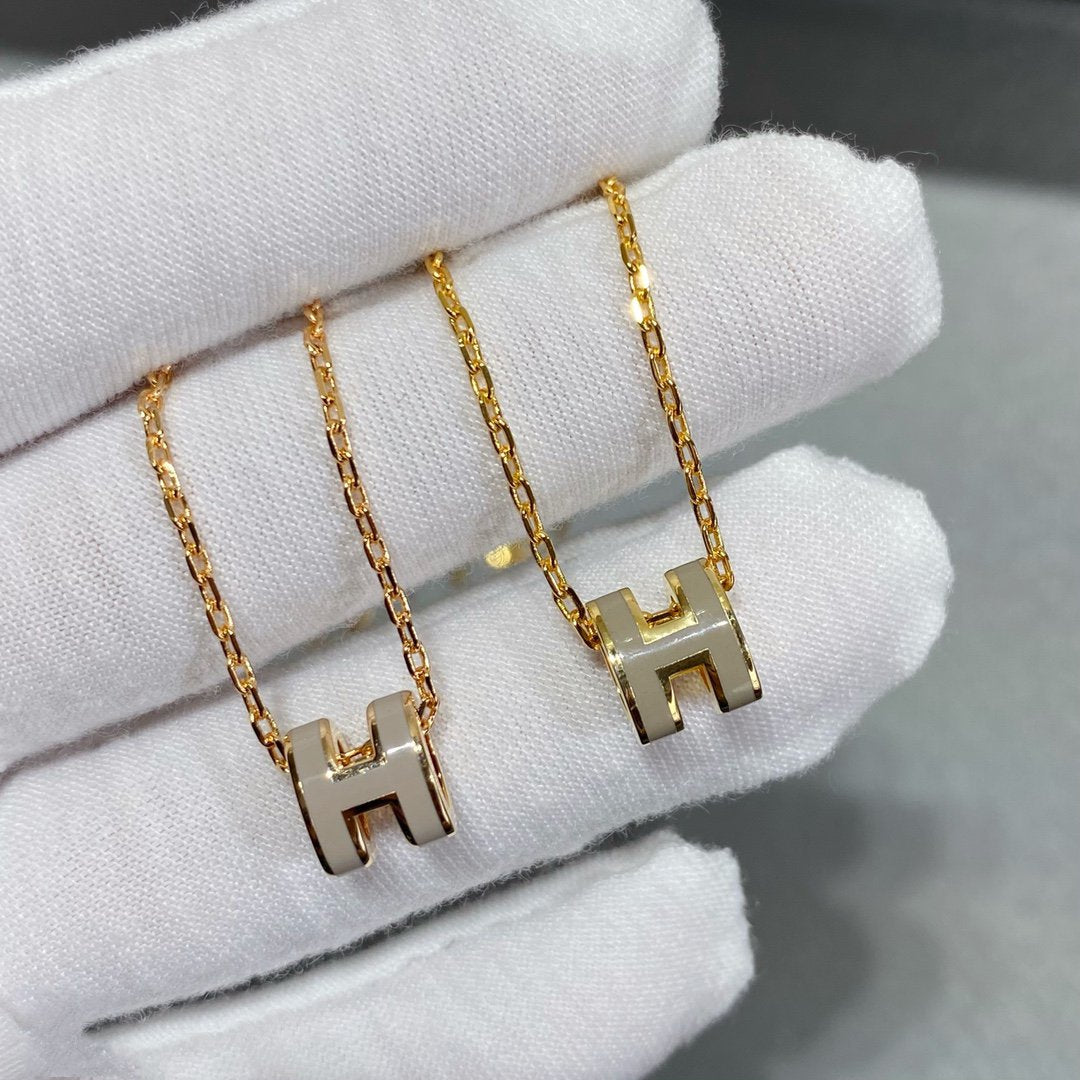[Cyra]  MINI POP H NECKLACE