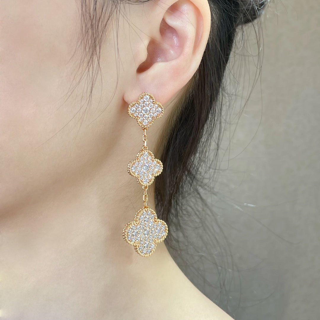 [Cyra]  CLOVER 3 MOTIFS DIAMOND PAVED ROSE GOLD EARRINGS