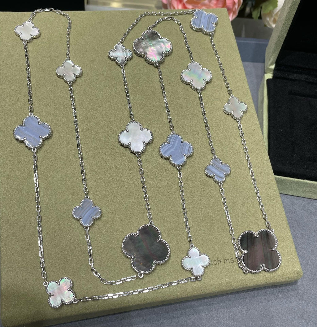 [Cyra] クローバー16モチーフ カルセドニー マザーオブパール シルバーネックレス