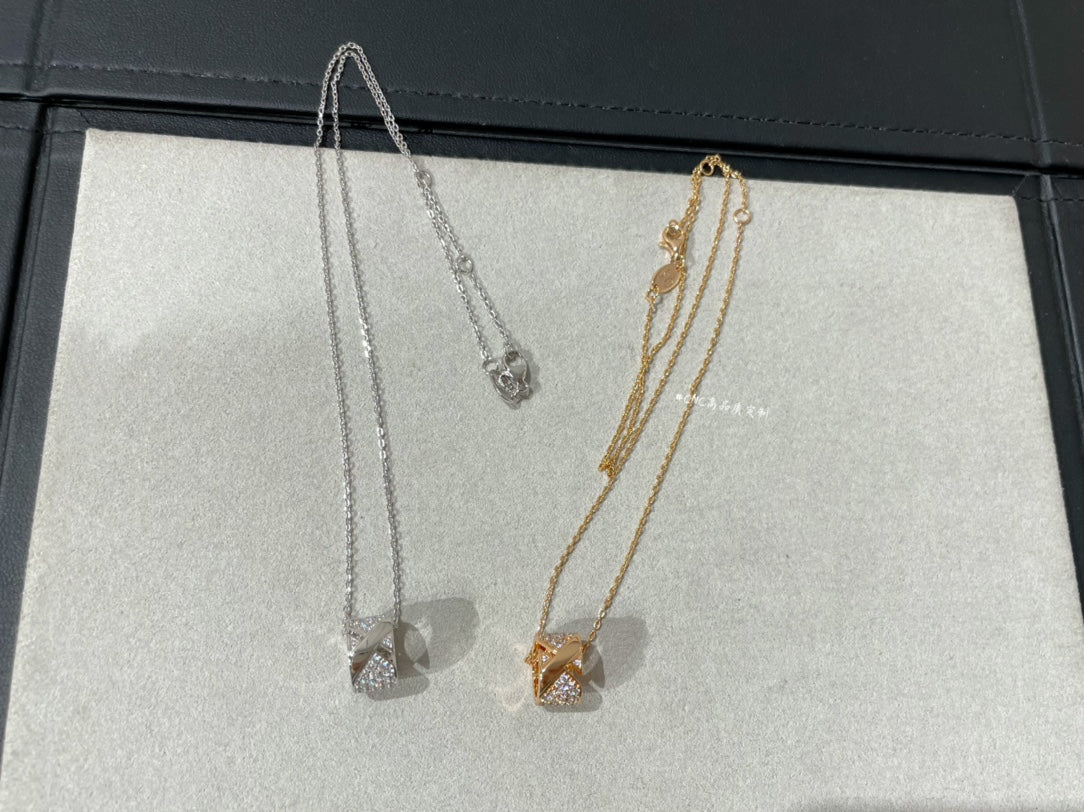 [Cyra]  LIENS EVIDENCE DIAMOND PAVED NECKLACE