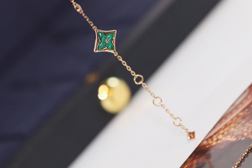 [Cyra]  STAR AND SUN 4 MOTIF PINK GOLD MALACHITE BRACELET