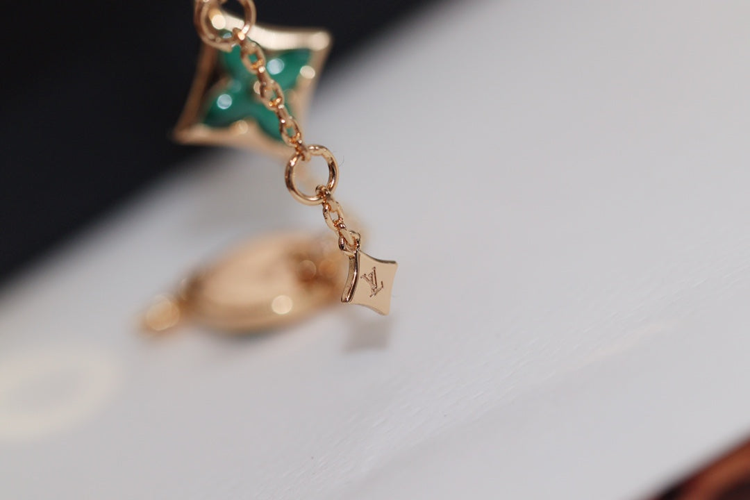 [Cyra]  STAR AND SUN 4 MOTIF PINK GOLD MALACHITE BRACELET