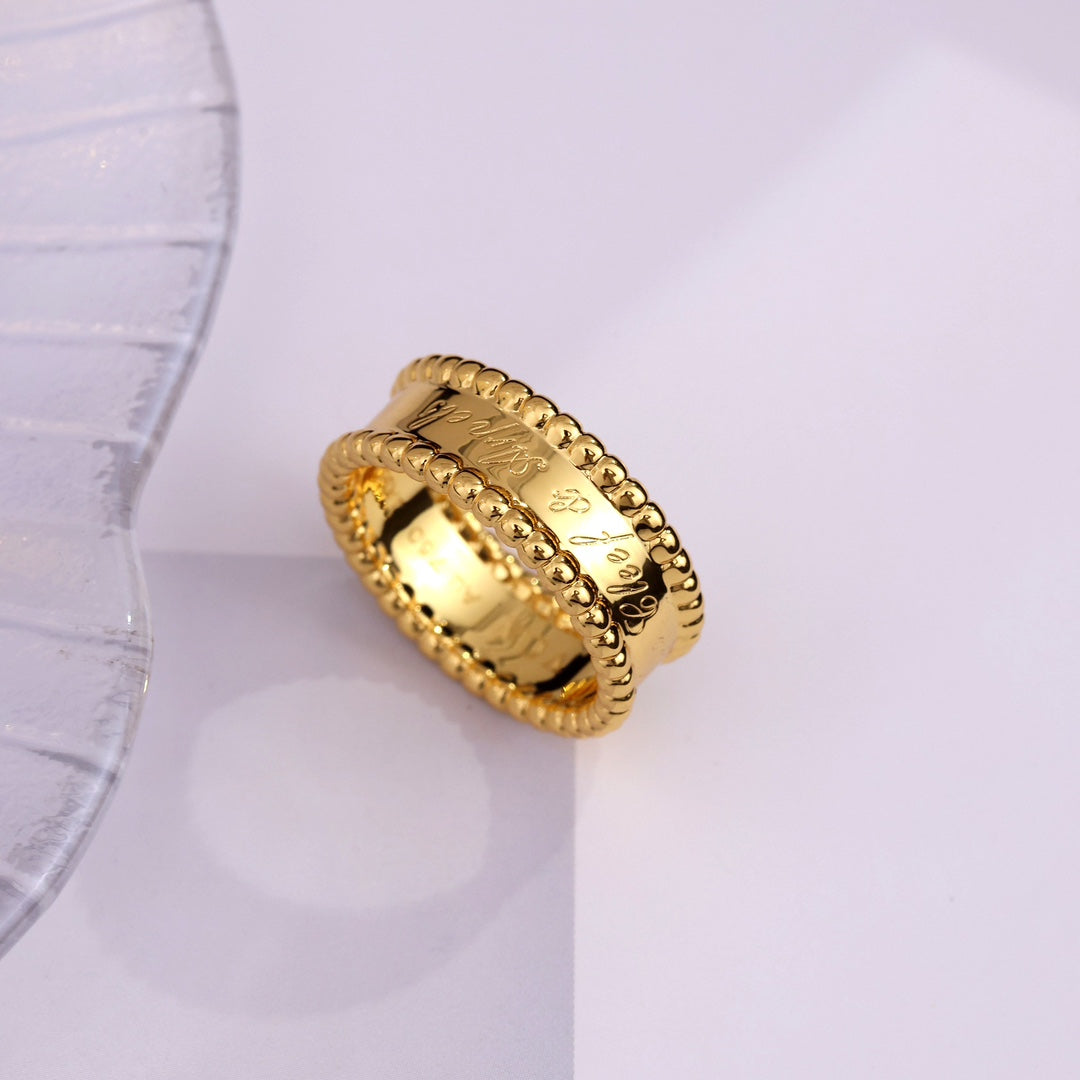 [Cyra]  PERLEE SIGNATURE RING