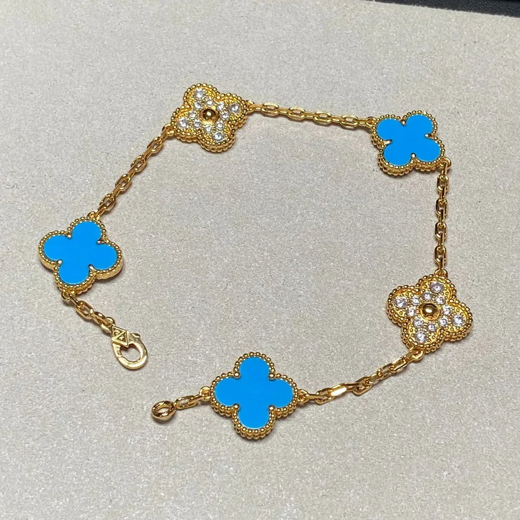[Cyra] Neue CLOVER 5 MOTIF BLAUER ACHAT ARMBAND-KOLLEKTION