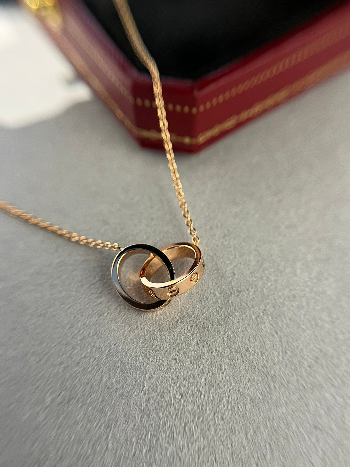 [Cyra]  LOVE NECKLACE DOUBLE RING PINK GOLD