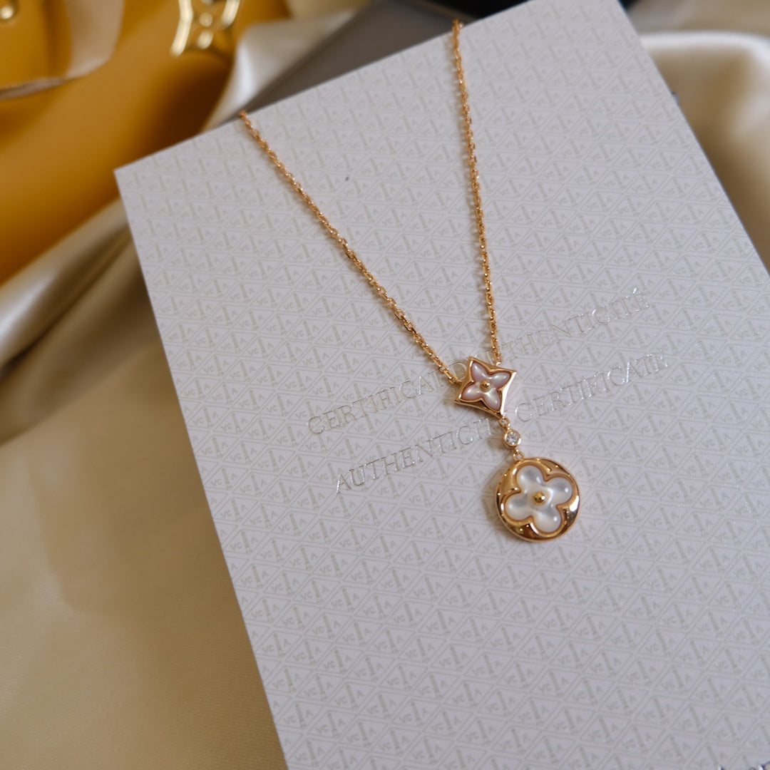 [Cyra]  STAR AND SUN WHITE MOP 2 MOTIF PINK GOLD NECKLACE