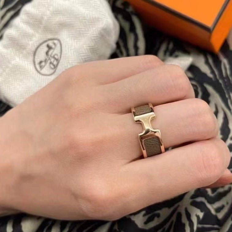 [Cyra]  OLYMPE PINK GOLD RING
