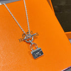 [Cyra]  CONSTANCE PEDANT SILVER NECKLACE