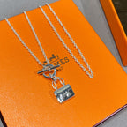 [Cyra]  CONSTANCE PEDANT SILVER NECKLACE