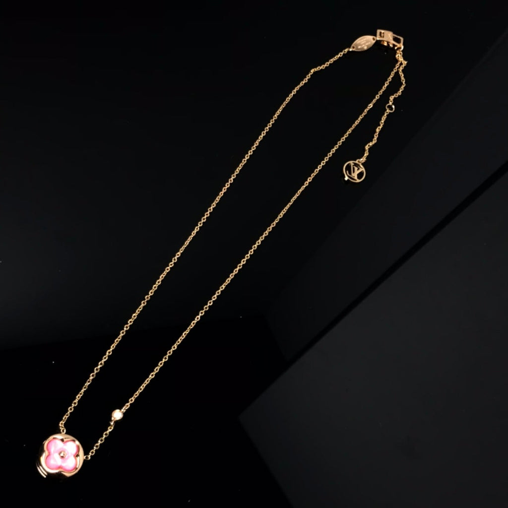 [Cyra]  COLOR BLOSSOM PINK MOP SUN GOLD NECKLACE