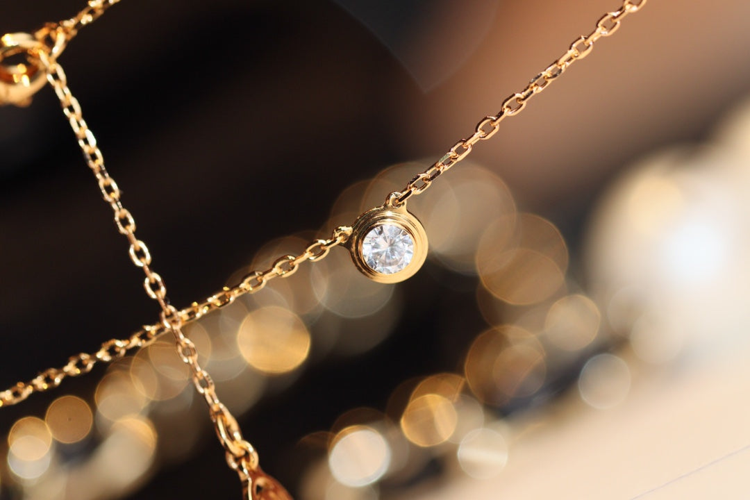 [Cyra]  DAMOUR DIAMOND NECKLACE