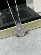 [Cyra]  CLOVER 25MM LARGE PENDANT DIAMOND PAVED SILVER NECKLACE