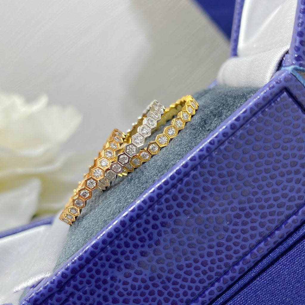 [Cyra] BEE LOVE DIAMOND PAVED SMALL RING