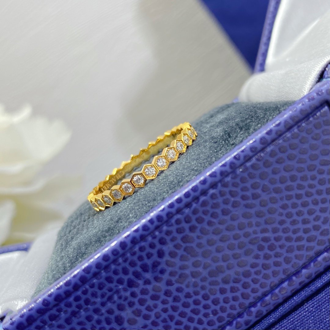 [Cyra]  BEE LOVE DIAMOND PAVED SMALL RING