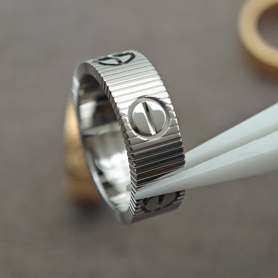 [Cyra]  NEUES MODELL LOVE RING 6,5 MM