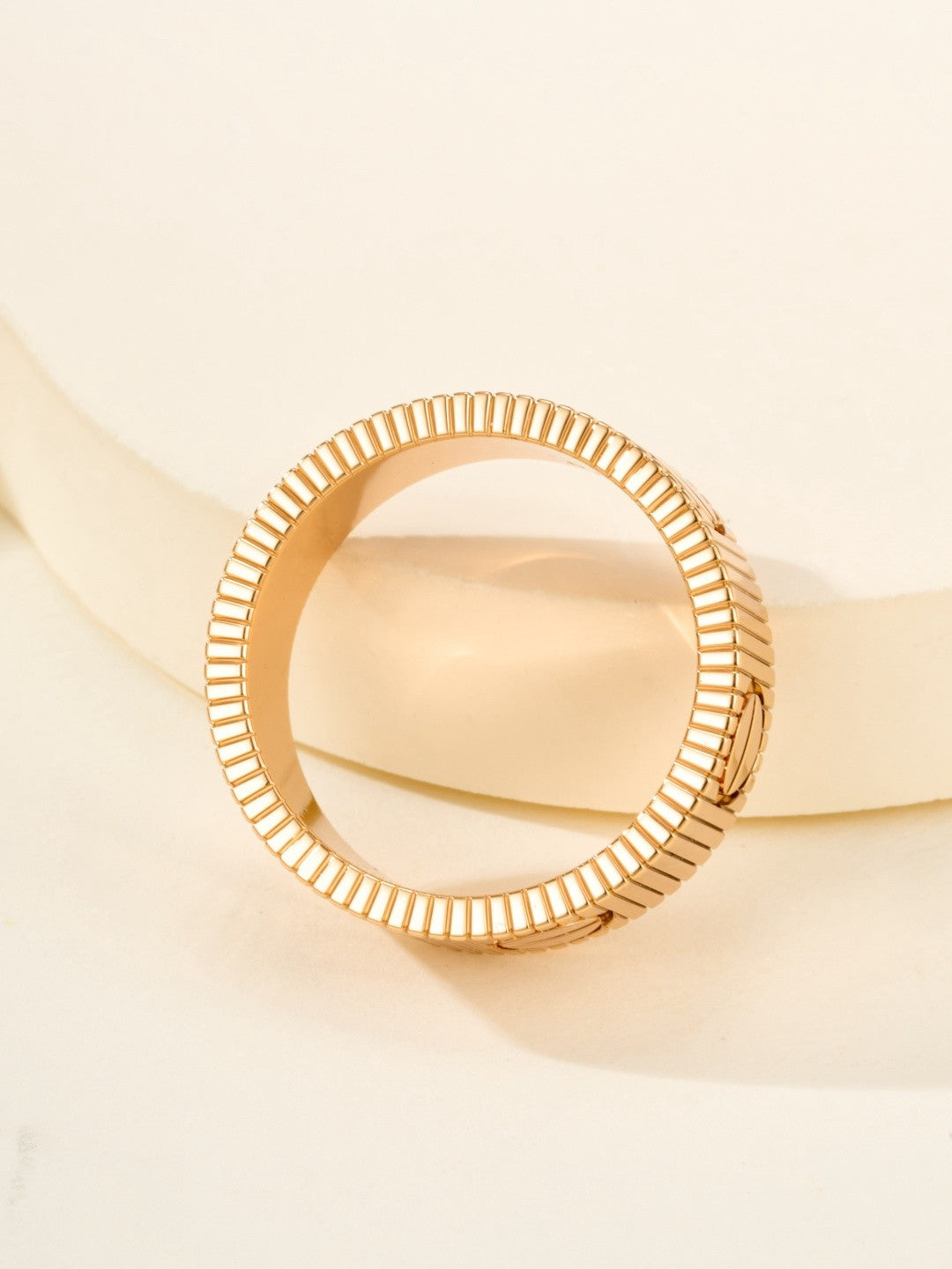 [Cyra]  NEUES MODELL LOVE RING 6,5 MM