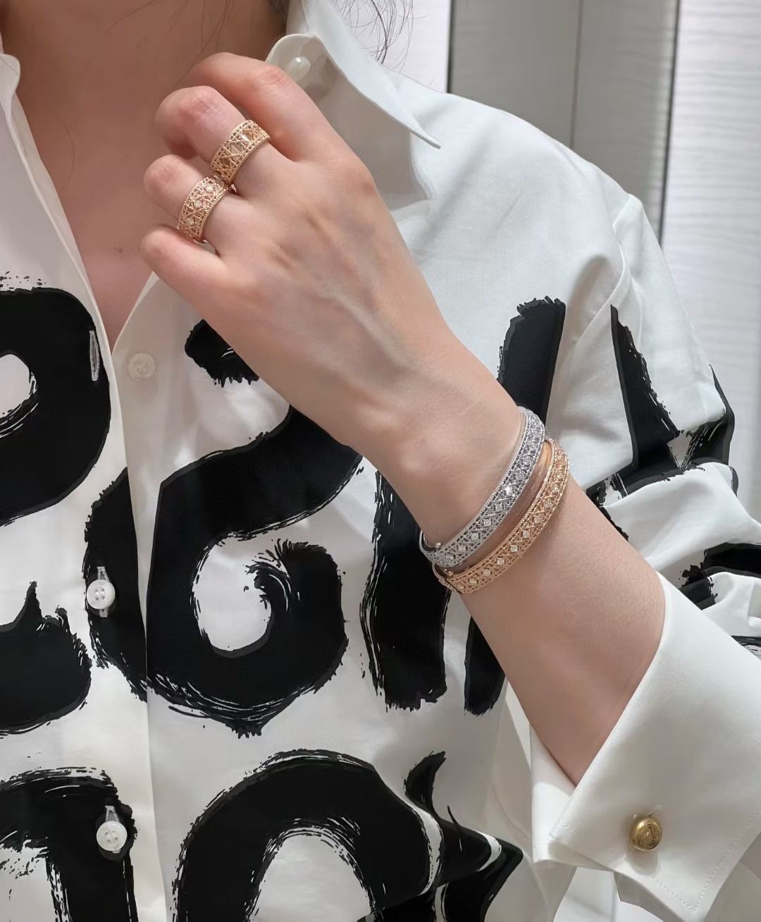 [Cyra]  2026 WOVEN-PATTERN BRACELET SET WITH FULL DIAMOND INLAY THREE-COLORS