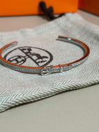 [Cyra] DIAMANTBESETZTES ARMBAND DREIFARBIG