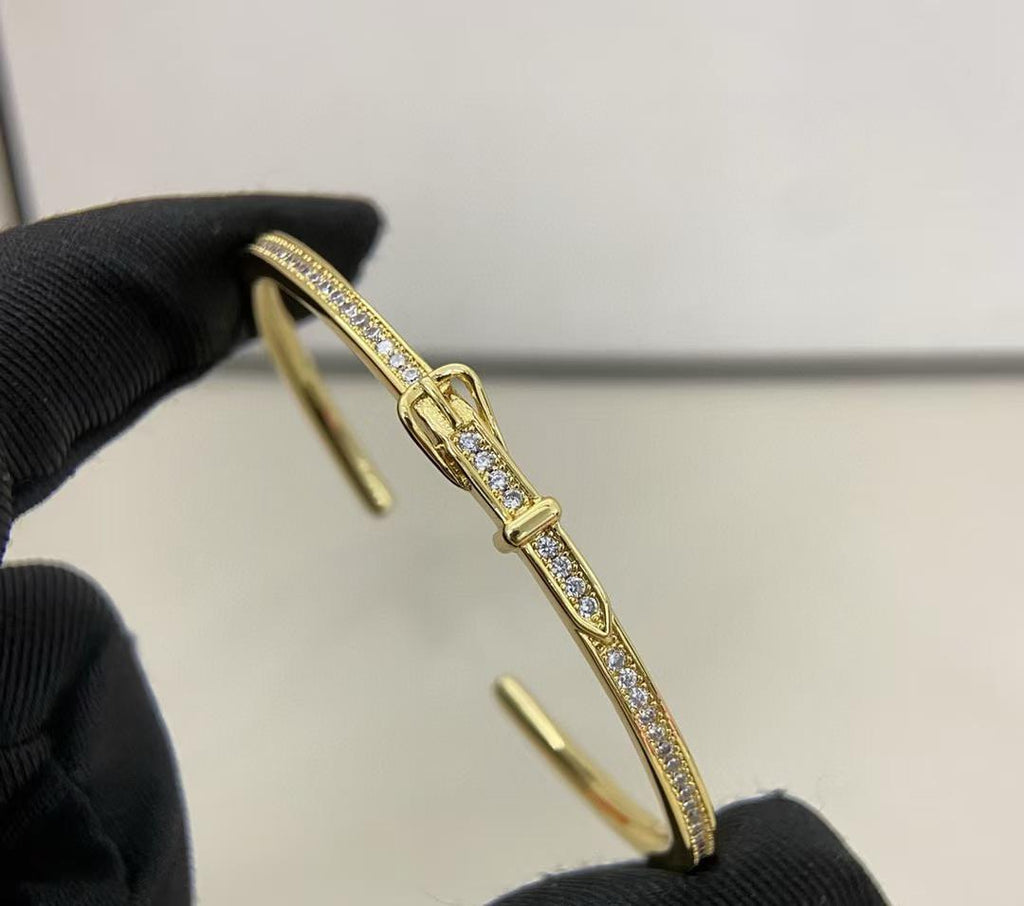 [Cyra] DIAMANTBESETZTES ARMBAND DREIFARBIG