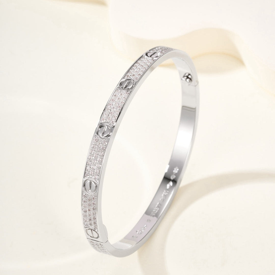 [Cyra]  LOVE BRACELET 4.8MM DIAMOND-PAVED