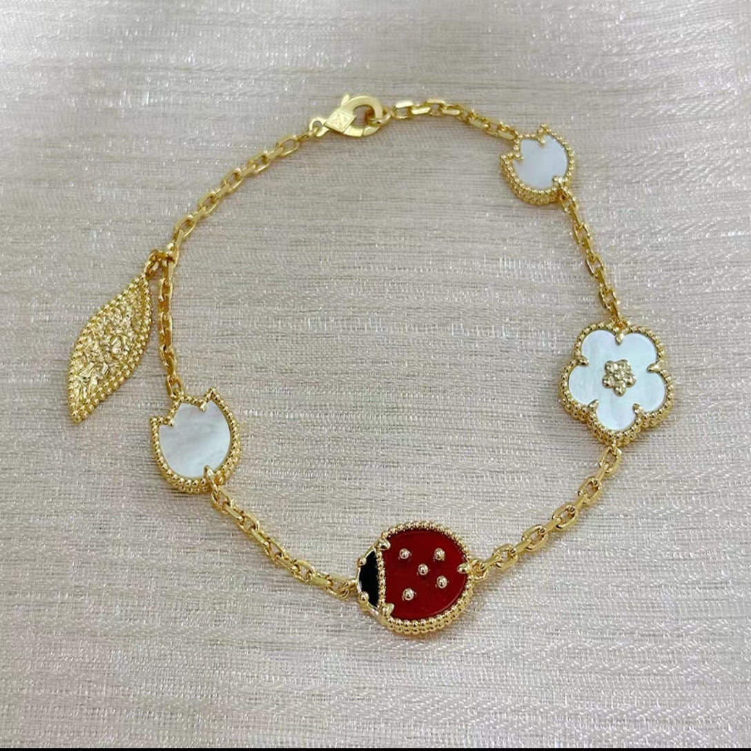 [Cyra] LUCKY SPRING 5-MOTIV-ARMBAND