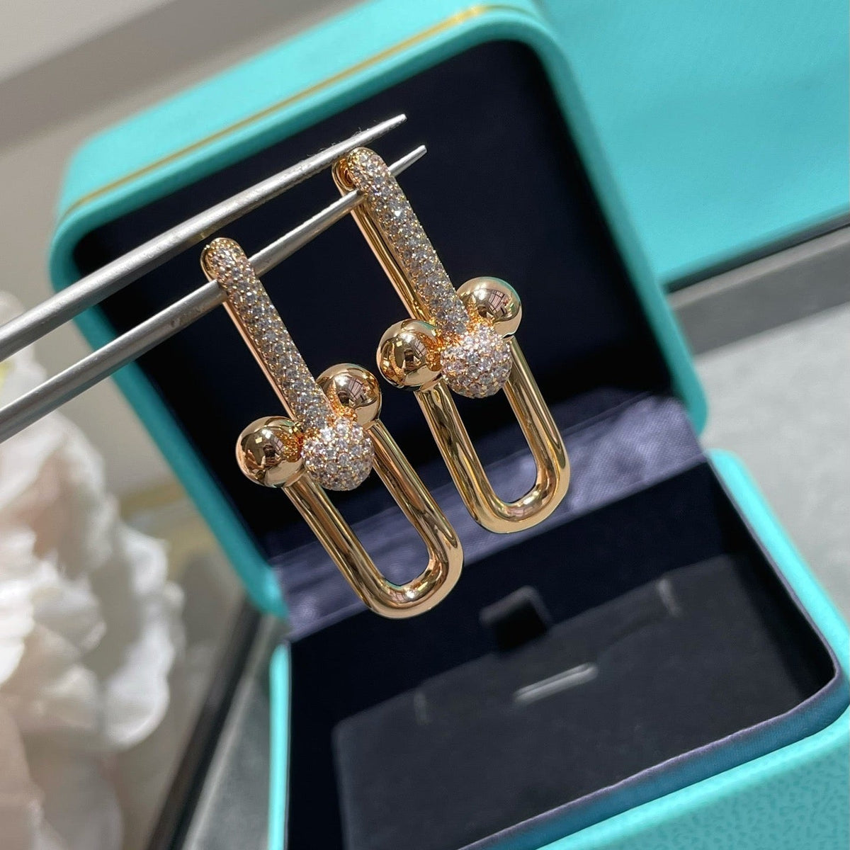 [Cyra]  TF U-shaped diamond earrings