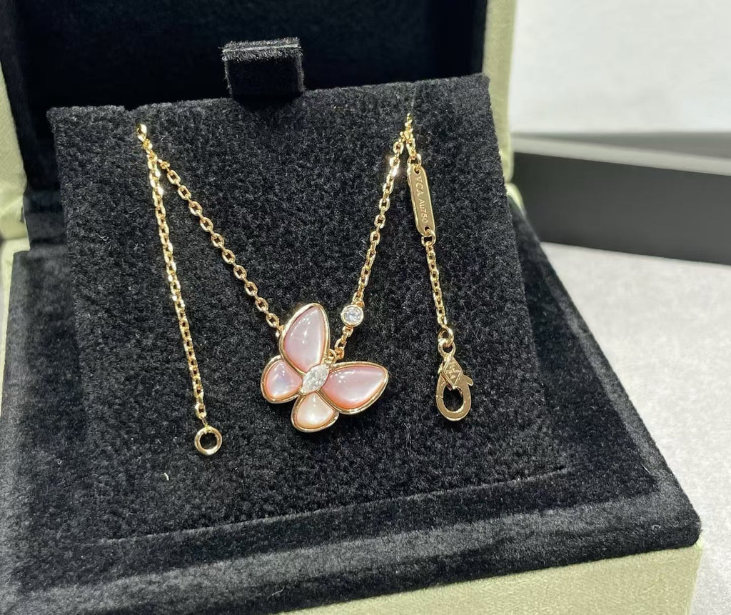 [Cyra]  BUTTERFLY PINK MOTHER-OF-PEARL DIAMOND NECKLACE