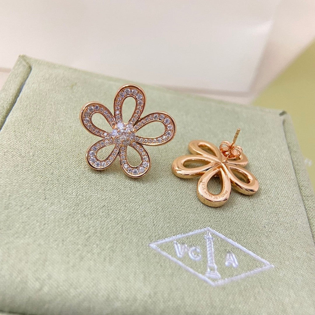 [Cyra] FLOWEACE FULL-DIAMOND FLOWER EARRINGS