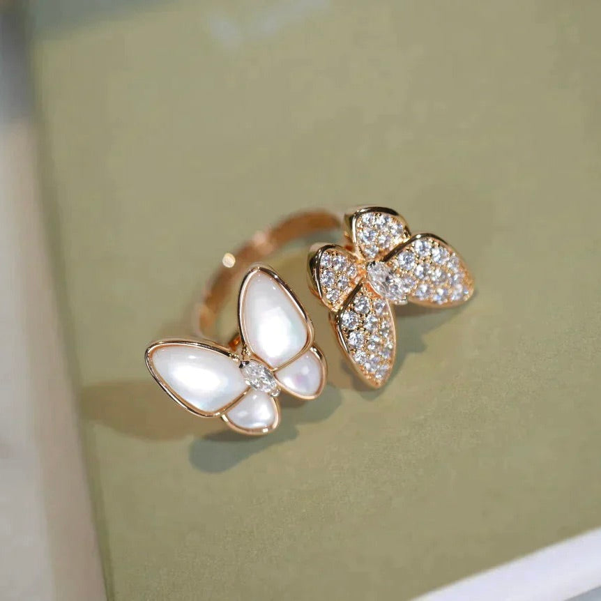 [Cyra]  TWIN BUTTERFLY DIAMOND MOP RING