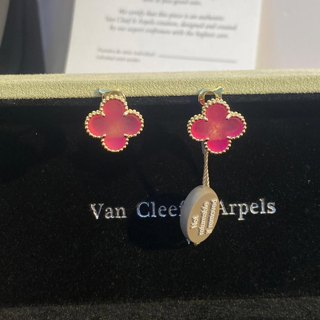 [Cyra] NEW CLOVER 15MM PINK ENAMEL STUD EARRINGS