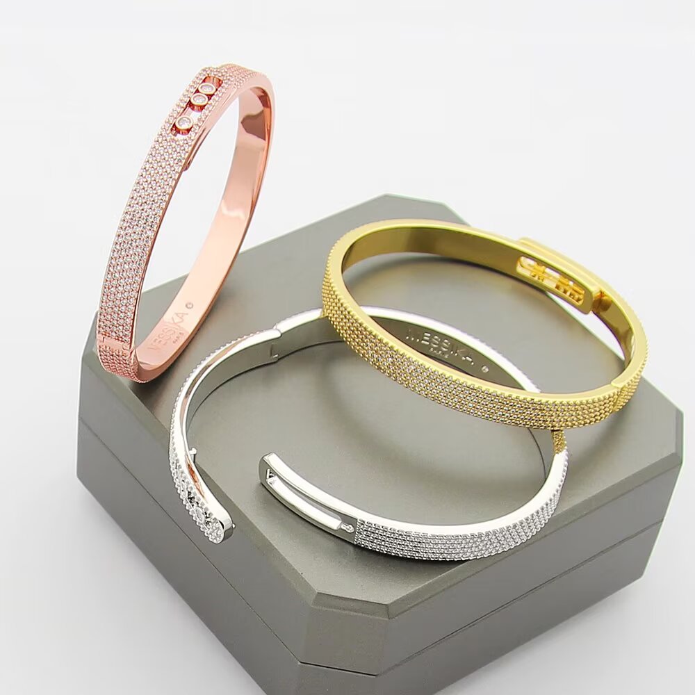 [Cyra] Move Noa Full Pavé Diamond Bangle Bracelet