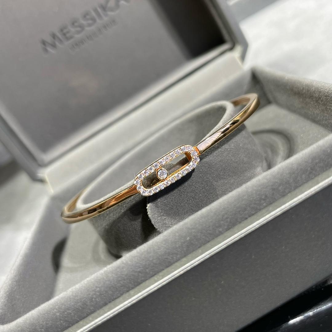 [Cyra] Move Uno pavé flex bangle medium