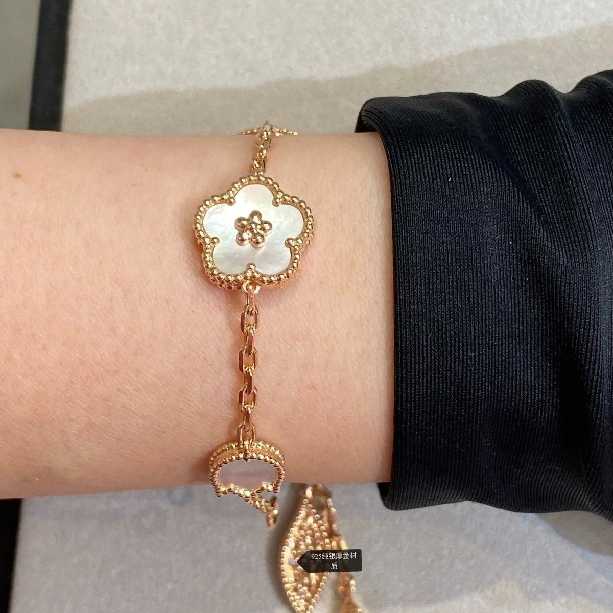 [Cyra] LUCKY SPRING 5-MOTIV-ARMBAND