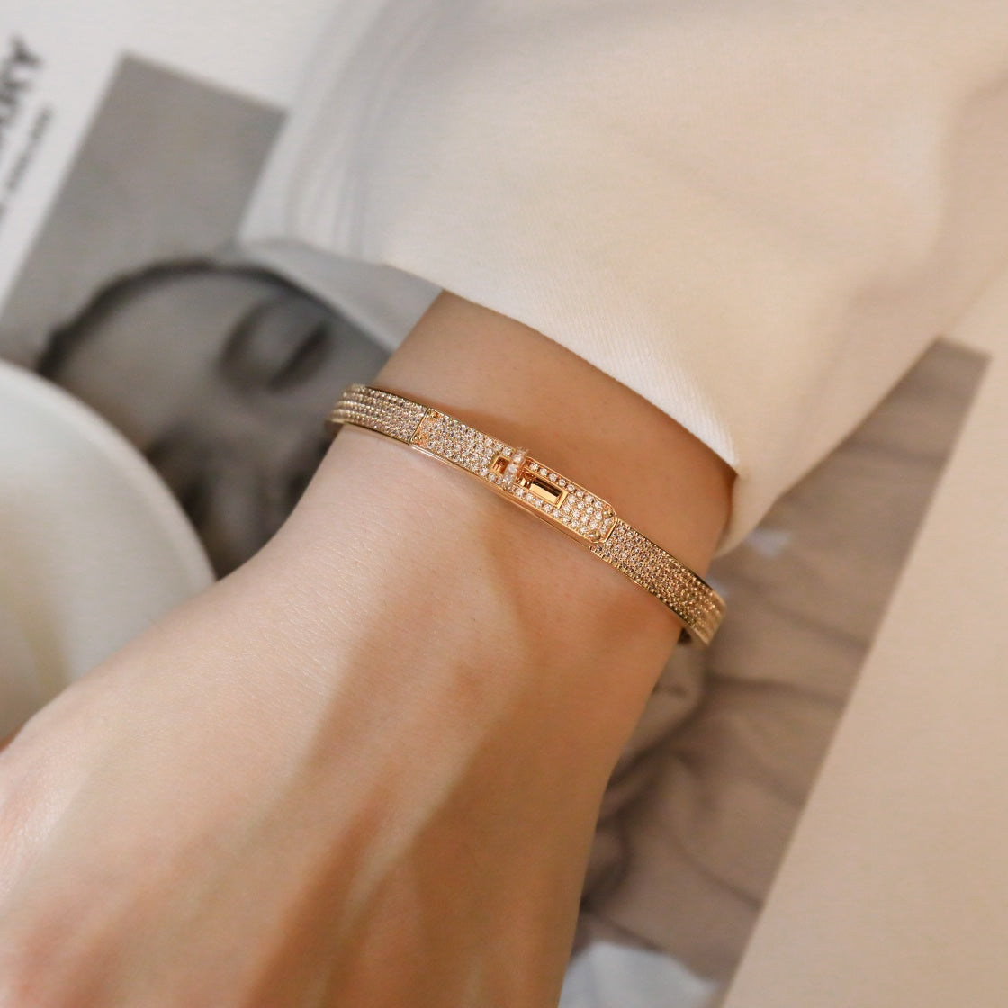[Cyra]  KELLY BRACELET DIAMOND PAVED