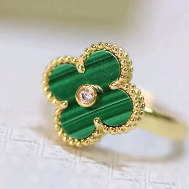 [Cyra]  CLOVER MALACHITE RING GOLD DIAMOND