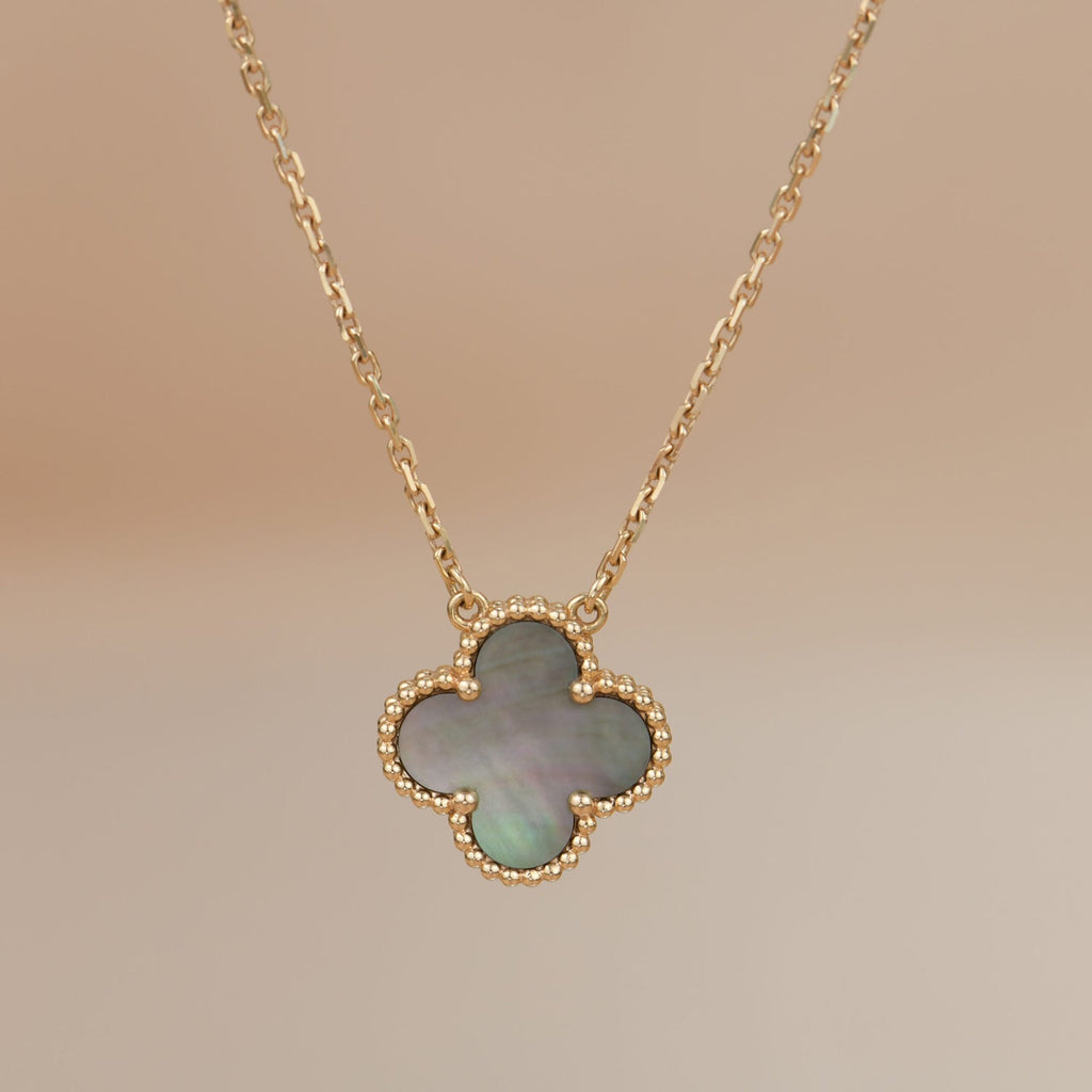 [Cyra] CLOVER 15MM GRAUE PERLMUTTKETTE