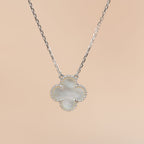[Cyra]  CLOVER  15MM WHITE MOTHER-OF-PEARL SILVER