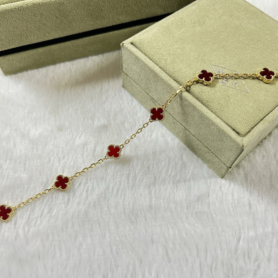[Cyra] CLOVER 6 MOTIF RED AGATE BRACELET